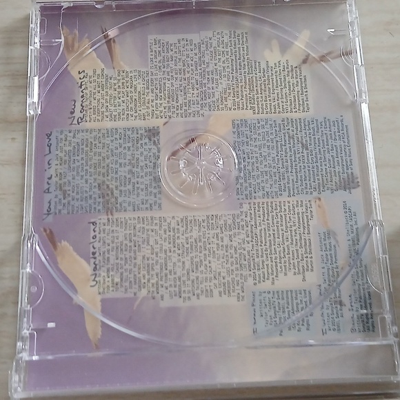 Offical TAYLOR SWIFT 1989 Deluxe CD - 13 Polaroids 1989 Deluxe Edition CD - Picture 6 of 16